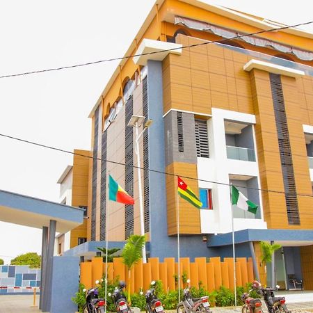 Hotel La Casa Cielo Cotonou Exterior photo